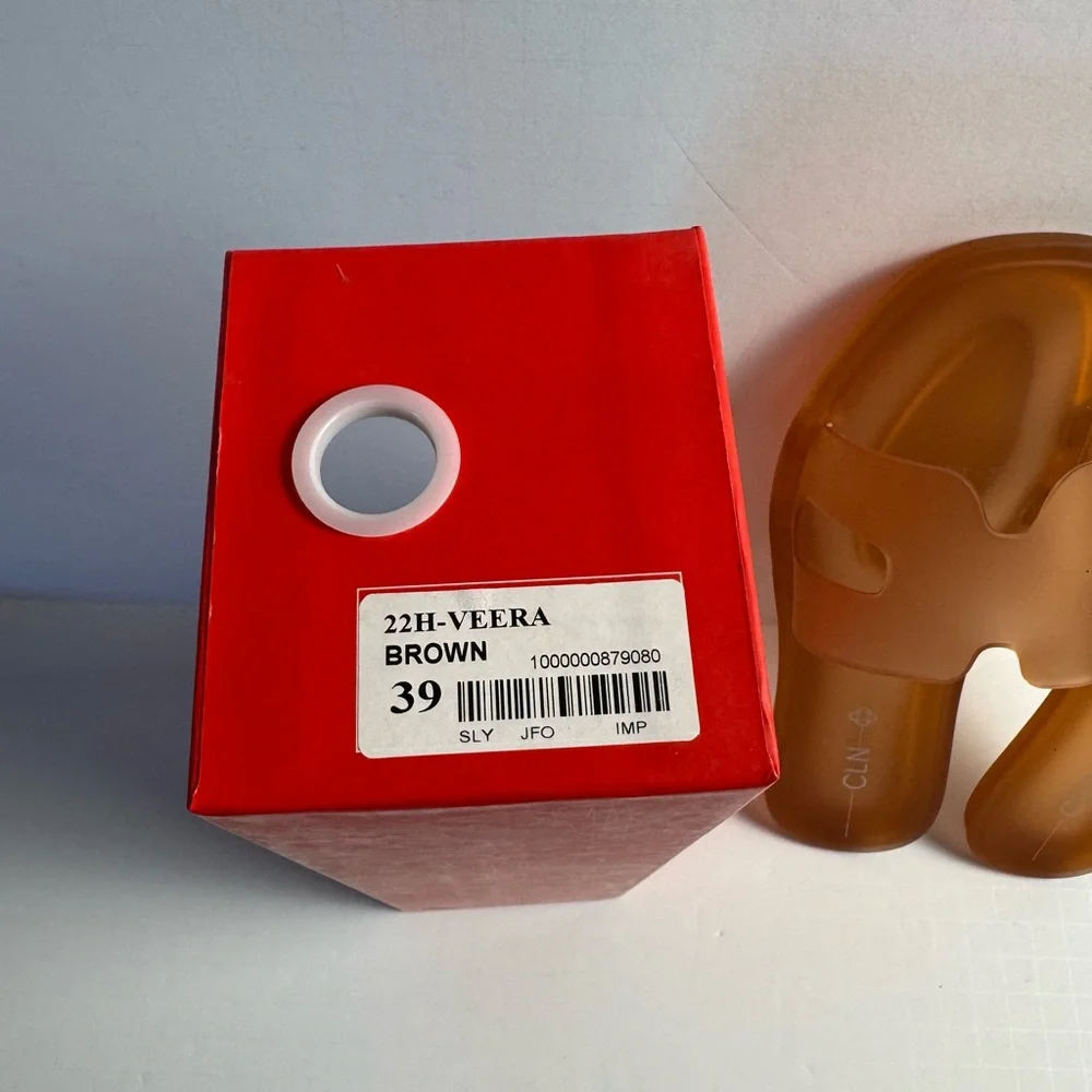 CLN size 8, UK 6, EUR 29 Women's Slide Sandals - Picture 4 of 10